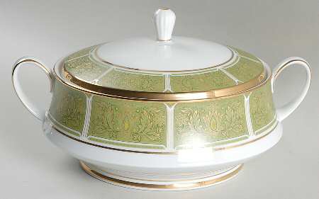 Eroica Round Covered Vegetable