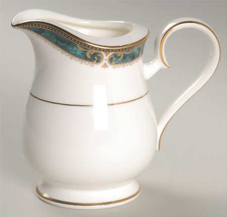 Essex Court Creamer