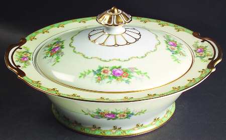 Esmond Round Covered Vegetable