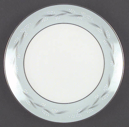 Esmeralda Salad Plate