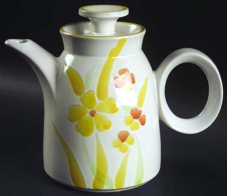Essay Tea/Coffee Pot & Lid