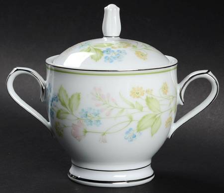 Essence Sugar Bowl & Lid