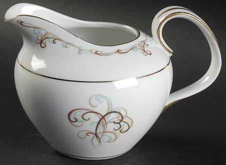 Esteem Creamer