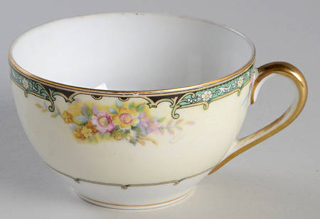 Estelle Flat Cup