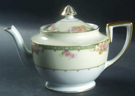 Estelle Teapot & Lid