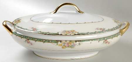 Estelle Oval Covered Vegetable
