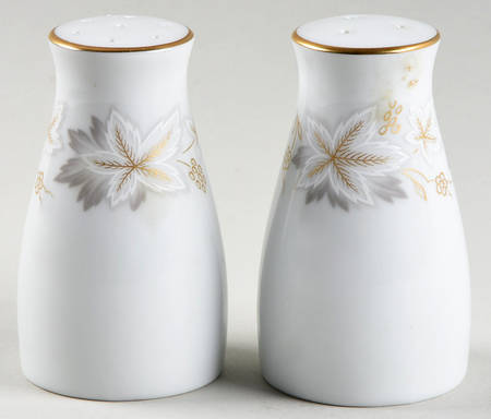 Estrellita Salt & Pepper Set