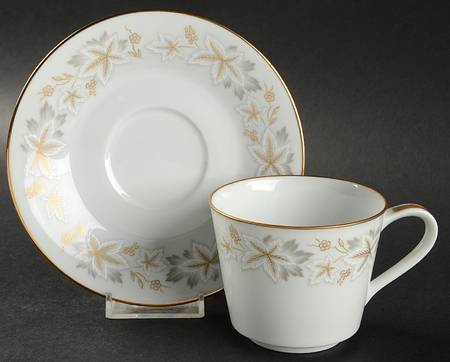 Estrellita Flat Cup & Saucer Set