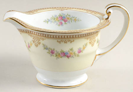 Estrella Creamer