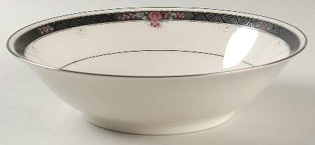 Etienne 9" Round Vegetable Bowl