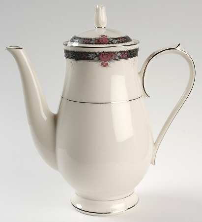 Etienne Coffee Pot & Lid