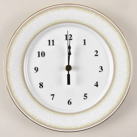 Eugenia 1-2" depth  Clock Plate HC