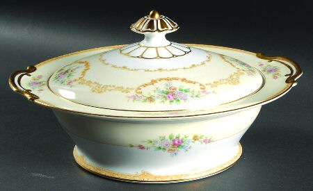 Evana Round Covered Vegetable