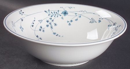 Evendale 9" Round Vegetable Bowl