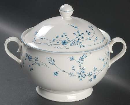 Evendale 2 Qt Round Covered Casserole