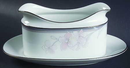 Evening Mood Gravy Boat with Attached Underplate