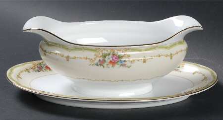 Exeter Gravy Boat with Attached Underplate