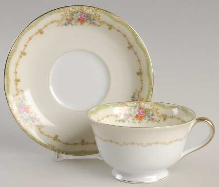 Exeter Footed Cup & Saucer Set