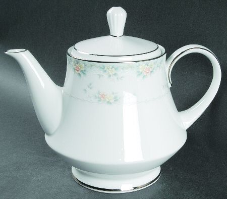 Fairfax Teapot & Lid