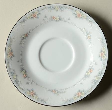 Fairfax Saucer