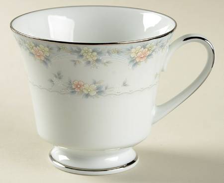 Fairfax Footed Cup