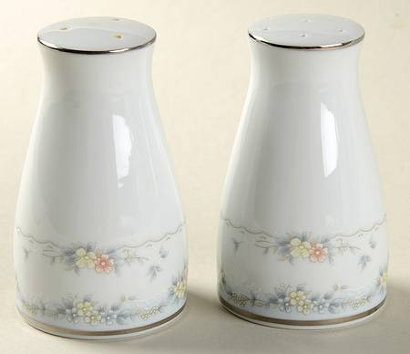 Fairfax Salt & Pepper Set