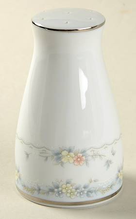 Fairfax Pepper Shaker