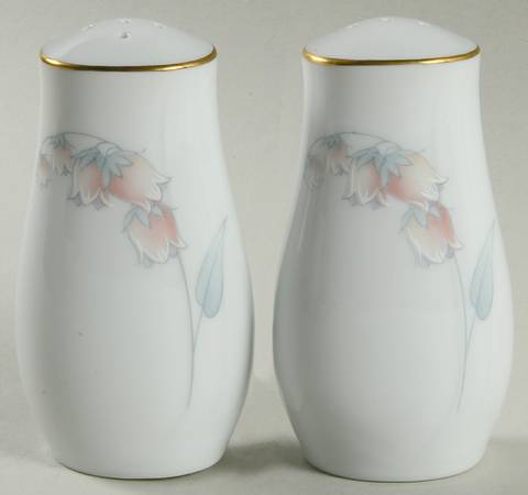 Fairburn Salt & Pepper Set