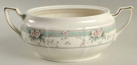 Fairchild Oval Vegetable No Lid