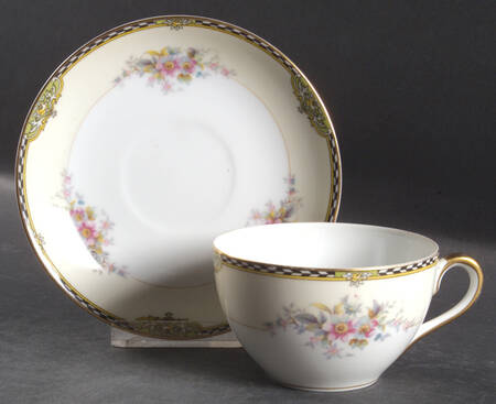 Fairfax Flat Cup & Saucer Set