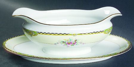 Fairfax Gravy Boat with Attached Underplate