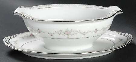 Fairmont (Platinum Trim) Gravy Boat with Attached Underplate