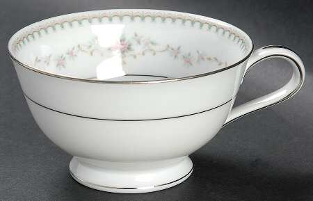 Fairmont (Platinum Trim) Footed Cup