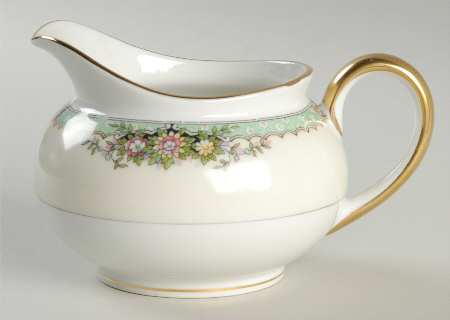 Fairmont (Gold Trim) Creamer