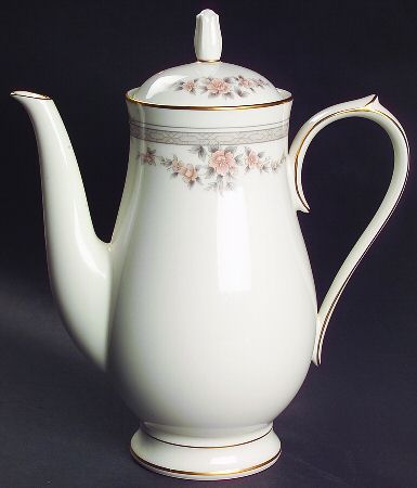 Fairview Coffee Pot & Lid