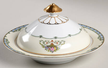Favorita Round Covered Butter with Strainer