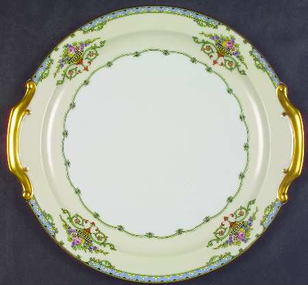Favorita Handled Cake Plate