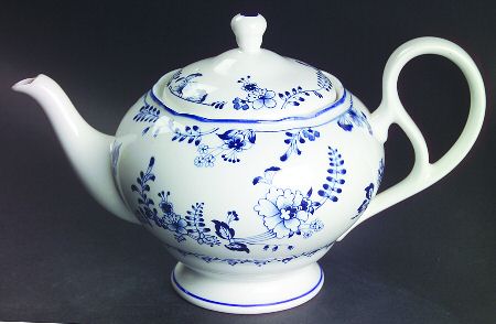 Fair Wind Teapot & Lid