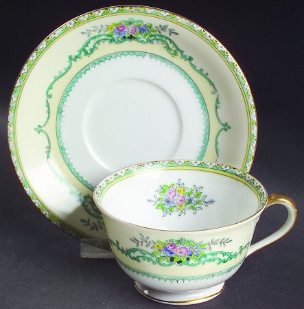 Felicia Footed Cup & Saucer Set