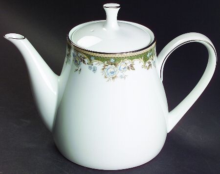 Fellicia Teapot & Lid
