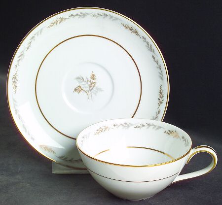 Ferncliff Flat Cup & Saucer Set