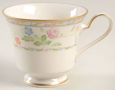 Finale Footed Cup