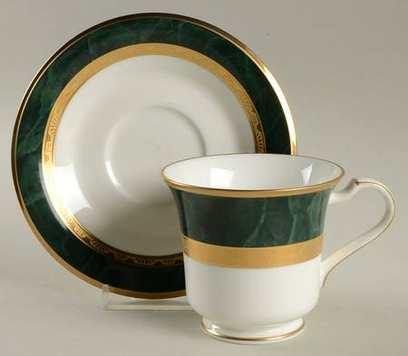 Footed Cup & Saucer Set