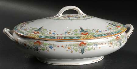 Florian Bassett Oval Covered Vegetable