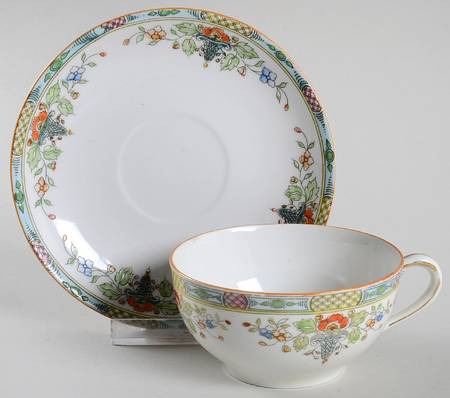 Florian Bassett Flat Cup & Saucer Set
