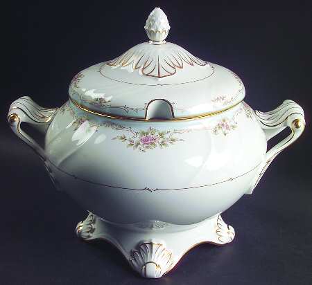 Floral Embrace Tureen &  Lid