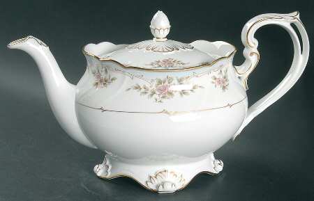 Floral Embrace Teapot & Lid