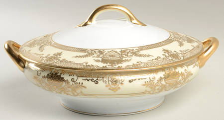 Fleurgold Round Covered Vegetable