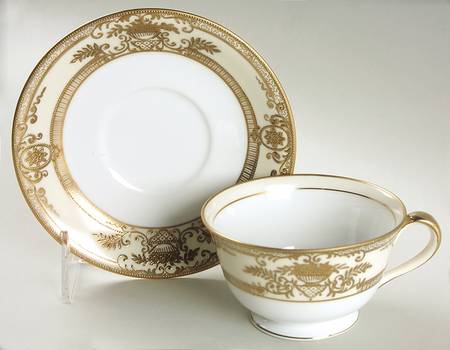 Fleurgold Footed Cup & Saucer Set