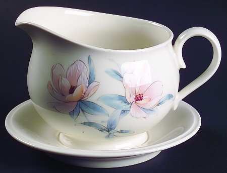Floating Garden Gravy Boat with Attached Underplate